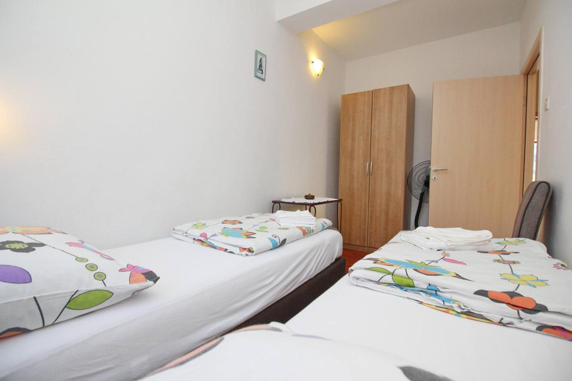 Apartments Kucar Baška Екстериор снимка