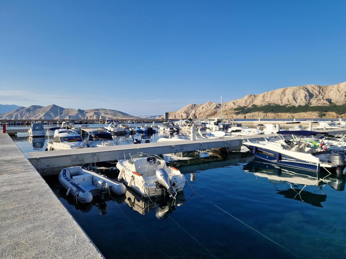 Apartments Kucar Baška Екстериор снимка